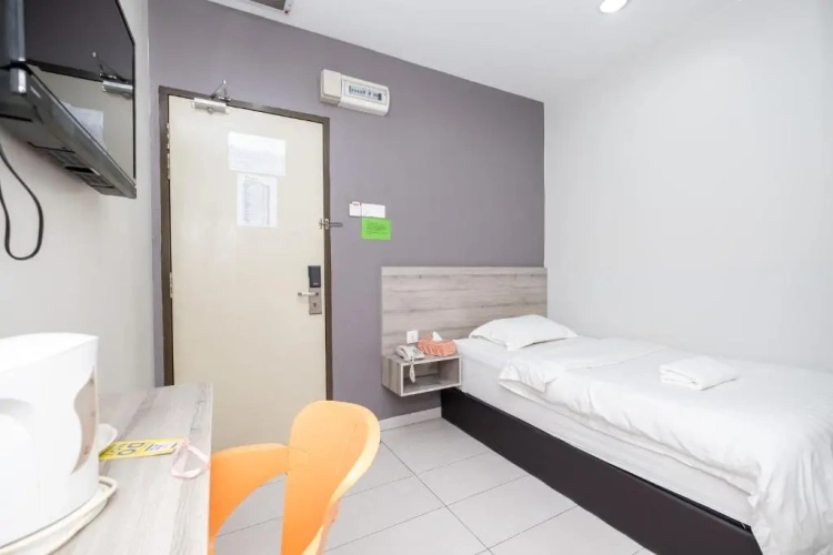 Standard Single room