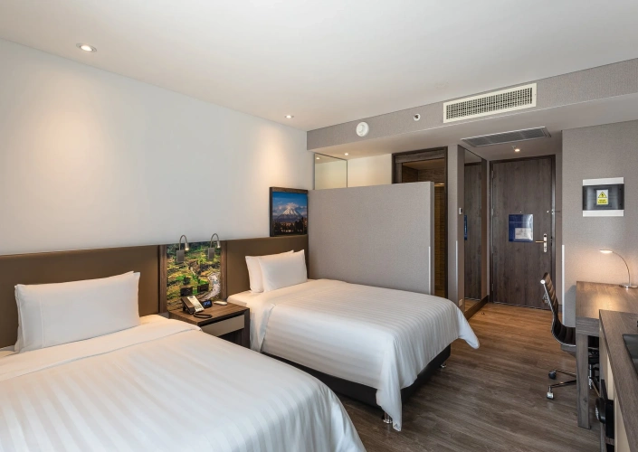 Standard Twin room