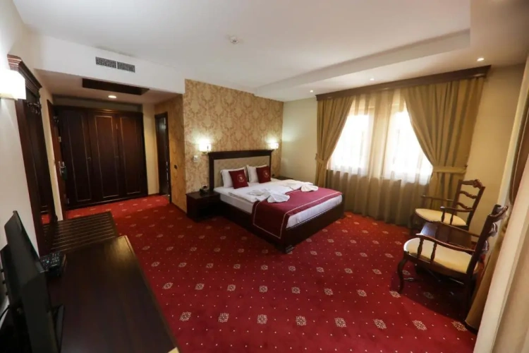Suite with view