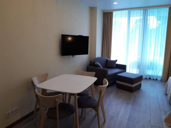 Green Line Apartment