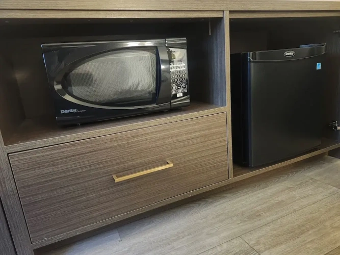 1 Bedroom Suite