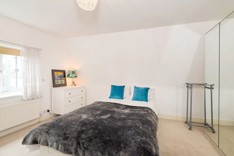 Central Richmond Studio