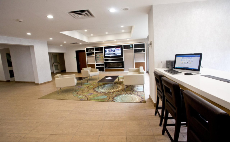 Holiday Inn Peterborough-Waterfront, ON by IHG