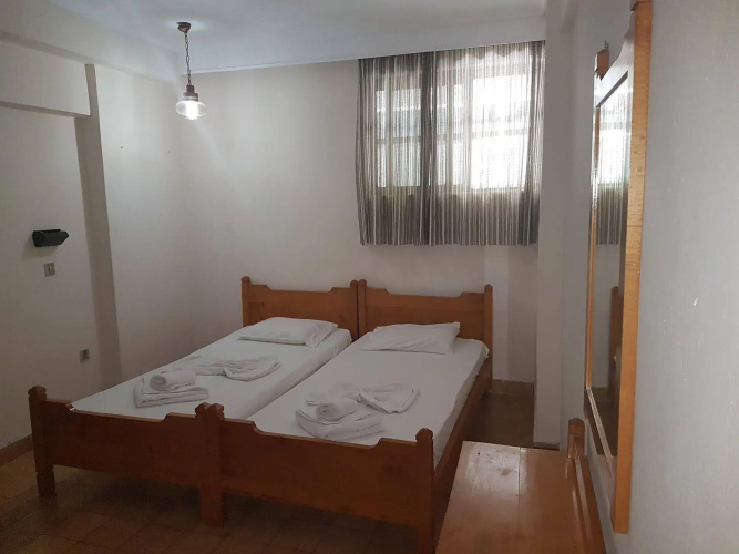Paradise Hotel