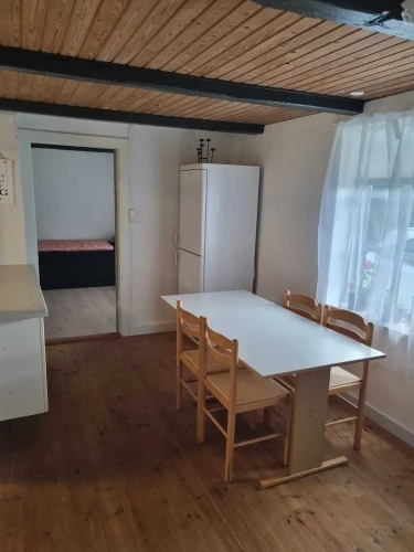 2 Bedrooms Bungalow