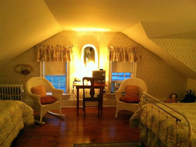 Strong House Inn