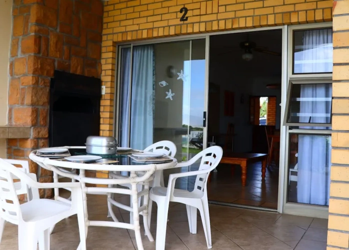 Apartment with bay view