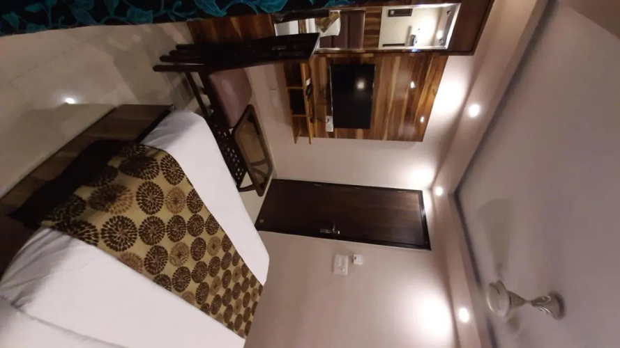 Krishna Inn