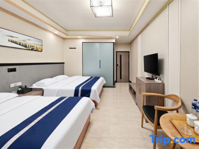 Standard Twin room with sea view