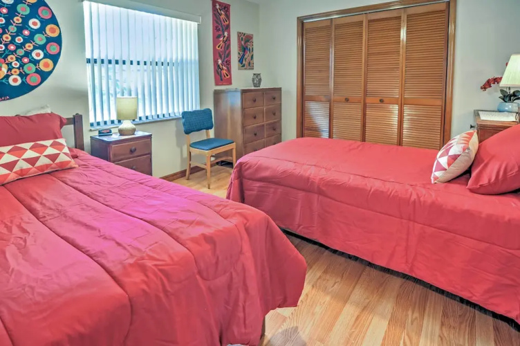 Pristine Spring Hill House w/ Private Pool & Lanai