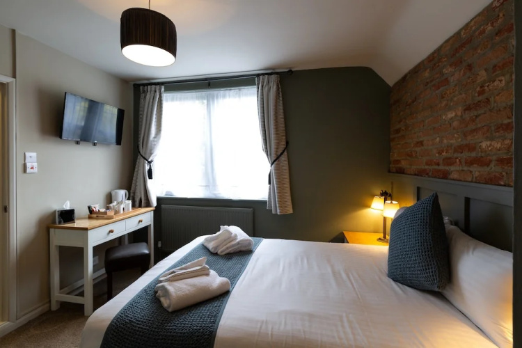 The Poacher Inn