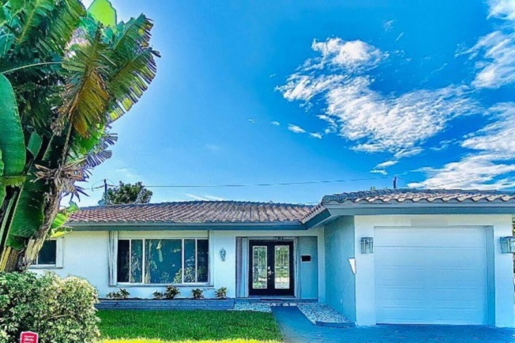 4 Bedrooms Cottage
