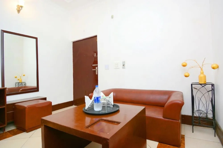 Oyo 37208 Dlm Valley Resorts