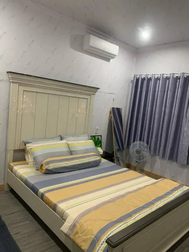 Ruby House, 3 Bedroom Apartment, Beachside