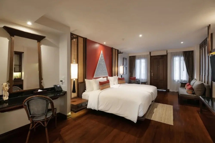 Deluxe Twin room with balcony