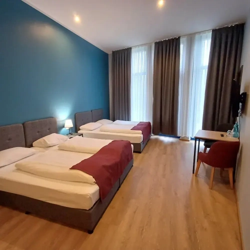 Standard Quadruple room