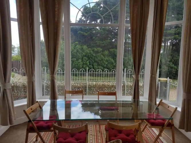 Deluxe Apartment