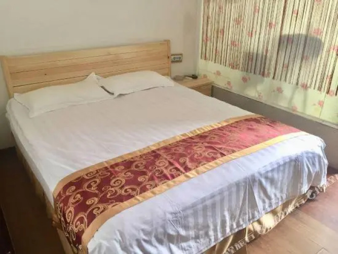 Aidesen Hotel
