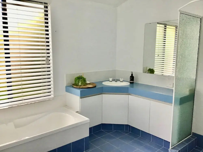 Discover the Charm of Hakea Haven