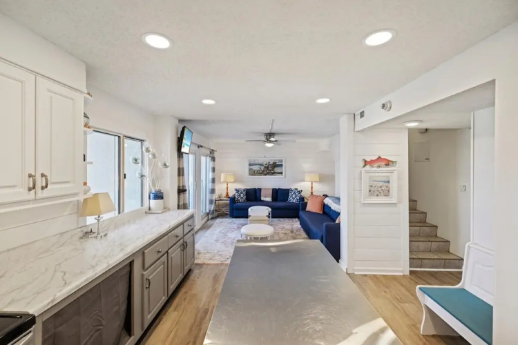 Pinnacle Port 304a