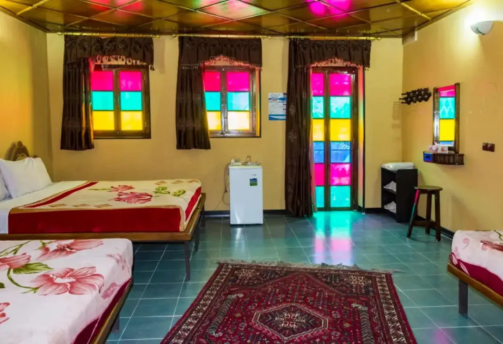 Niayesh Boutique Hotel
