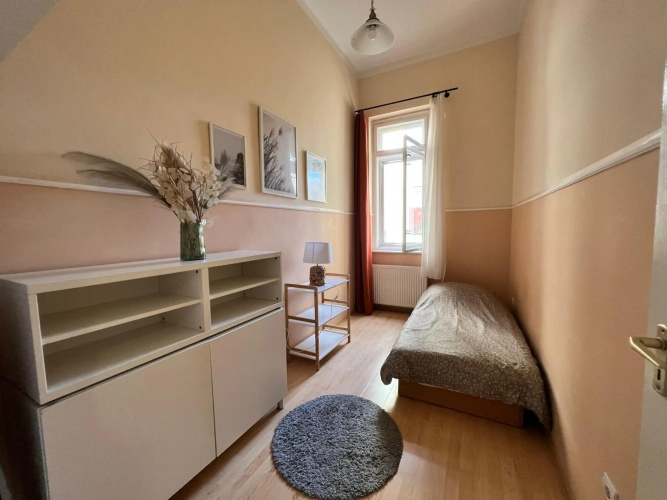 Old Town Apartment
