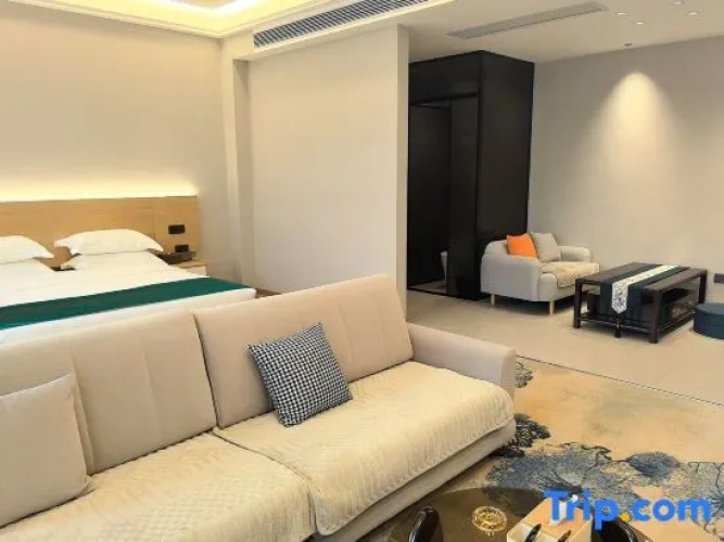 Deluxe Double Suite