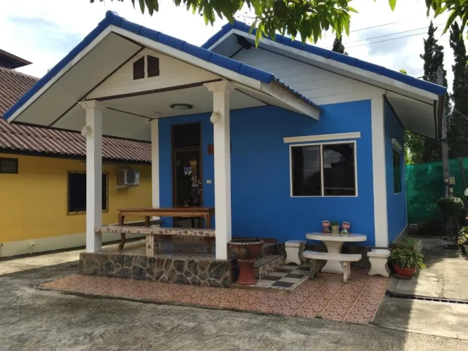Family Cottage with balcony