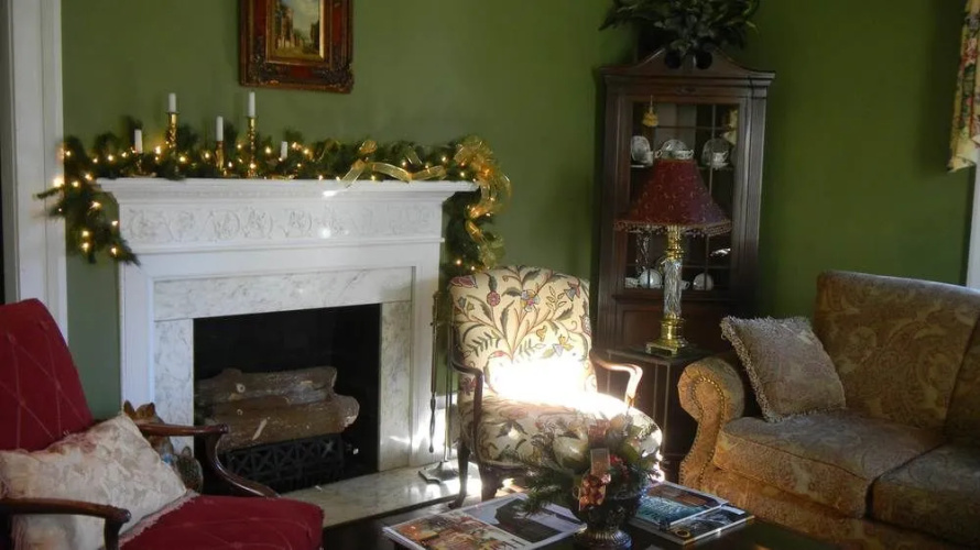 The Ashford Inn