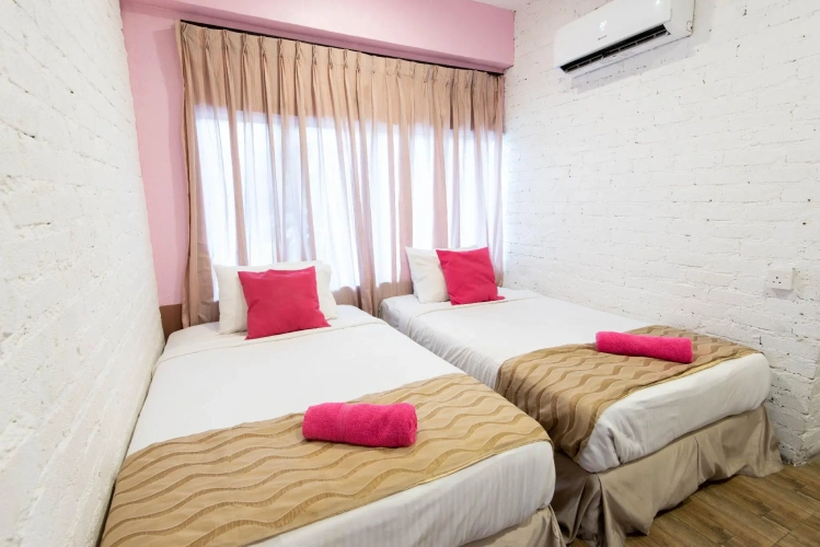 Standard Twin room