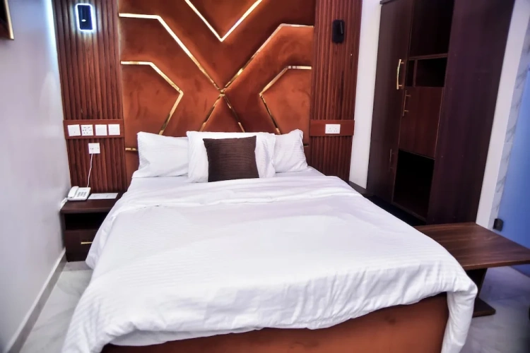 Deluxe Single room
