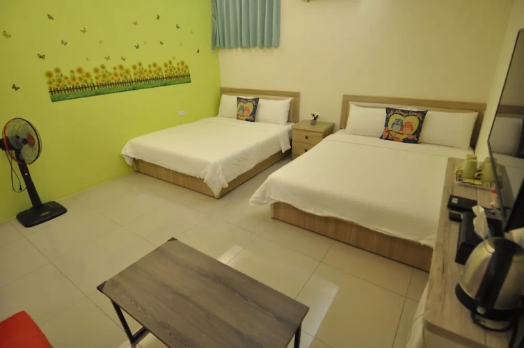 Standard Quadruple room