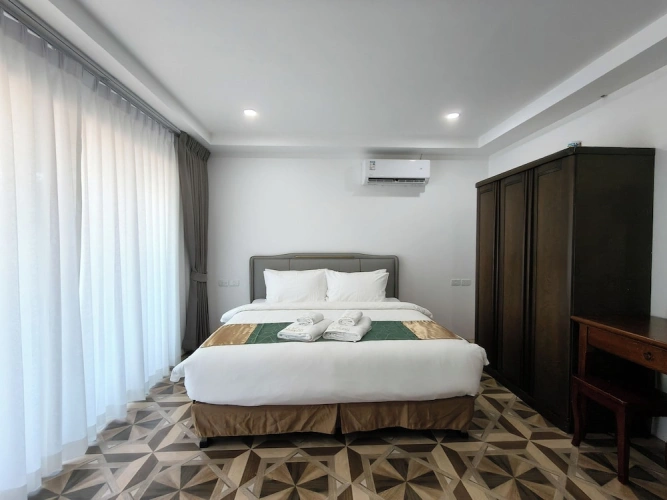 Luxury Quadruple room with balcony and with garden view