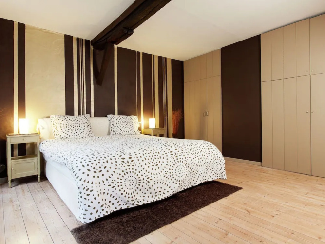 Spacious Holiday Home in Bruges with Hot Tub