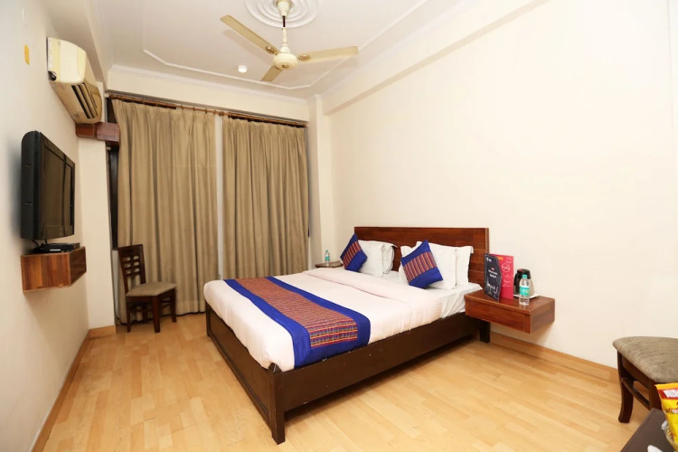 Oyo 8876 Hotel Sarthi