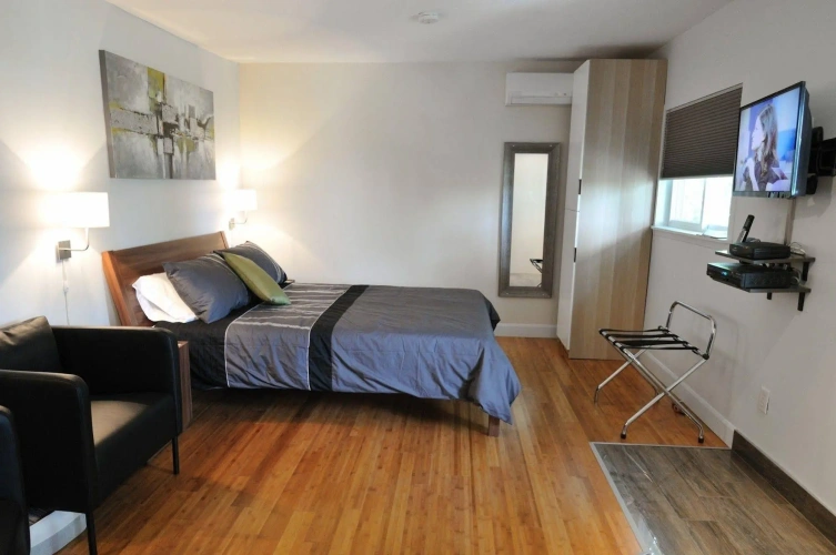 Guest rooms