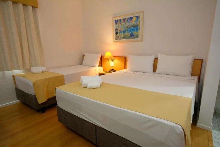 Standard Triple room