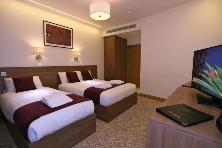 London Kings Hotel