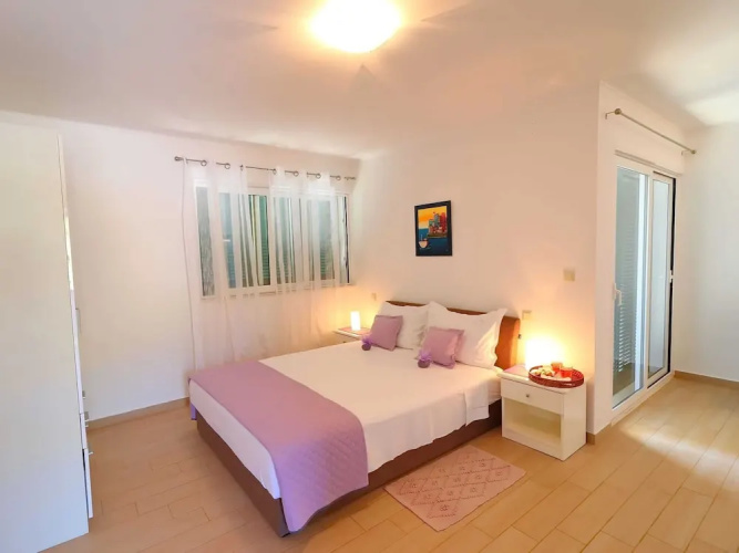 Sea View Villa in Cara