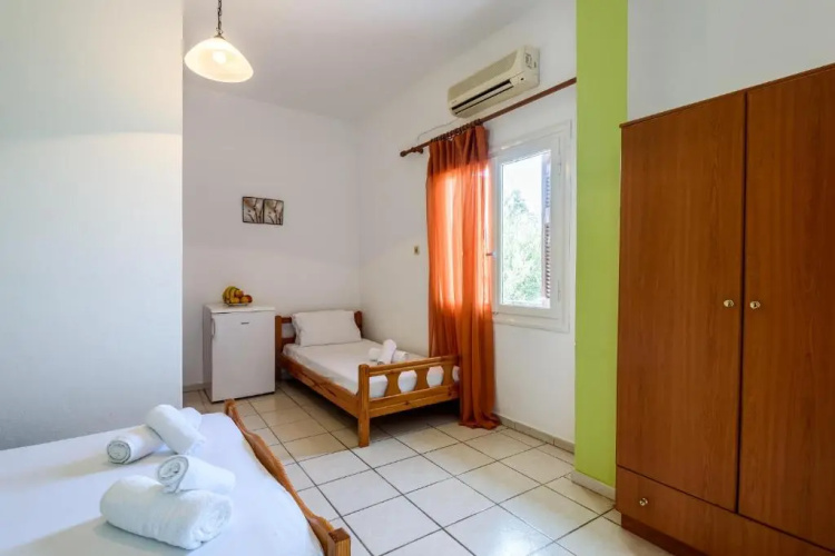 Antonis Studio