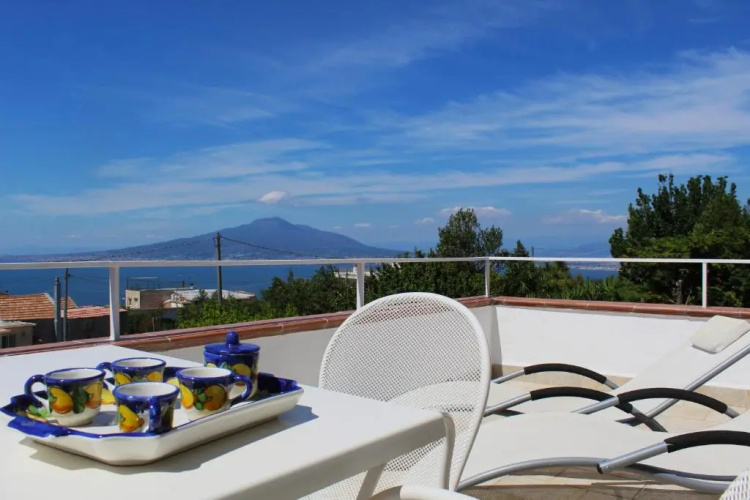 Villa Raf