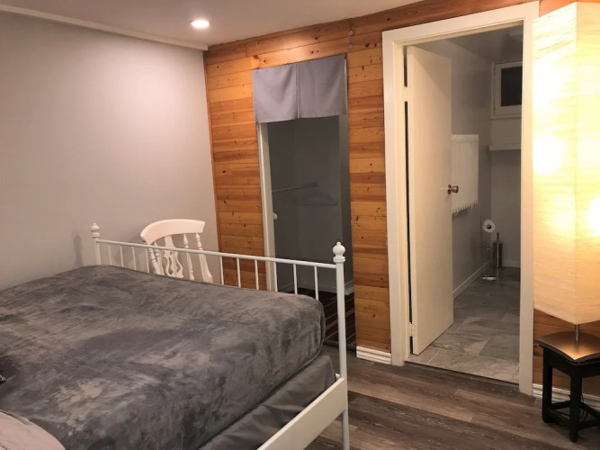 40mToCanalSkate OttawaDowntown 2Br2BaApt
