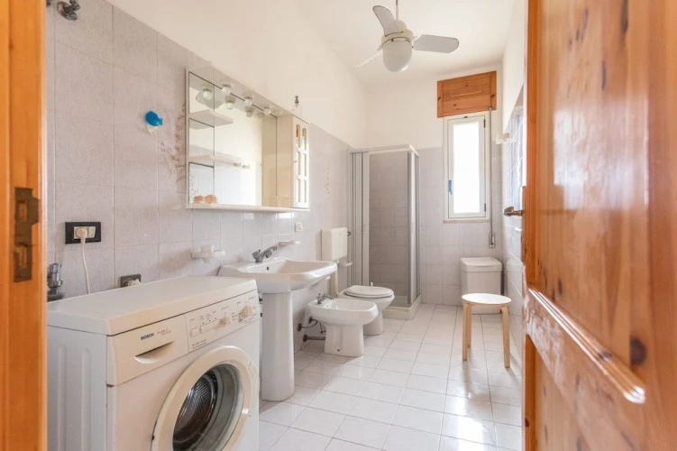 2 Bedrooms Villa