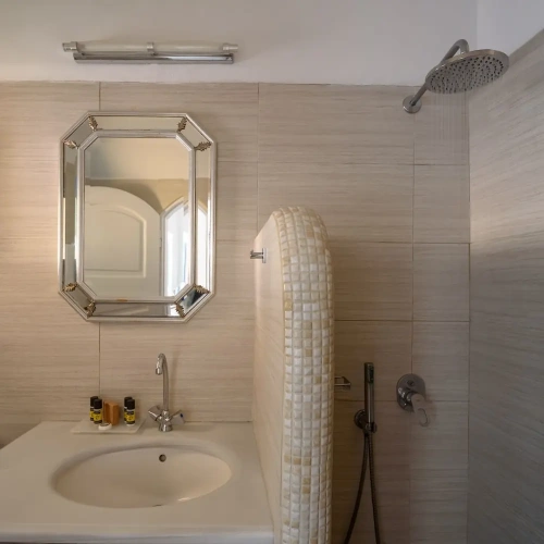 2 Bedrooms Family Suite with balcony and with sea view