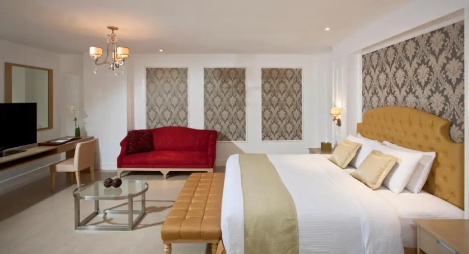 Executive Suite