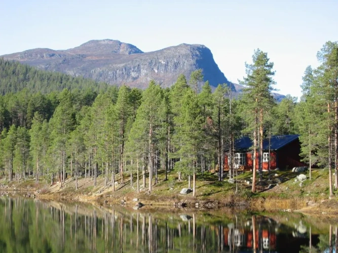 2 Bedrooms Cottage