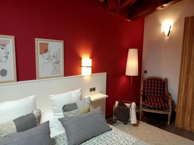 2 Bedrooms Penthouse Apartment