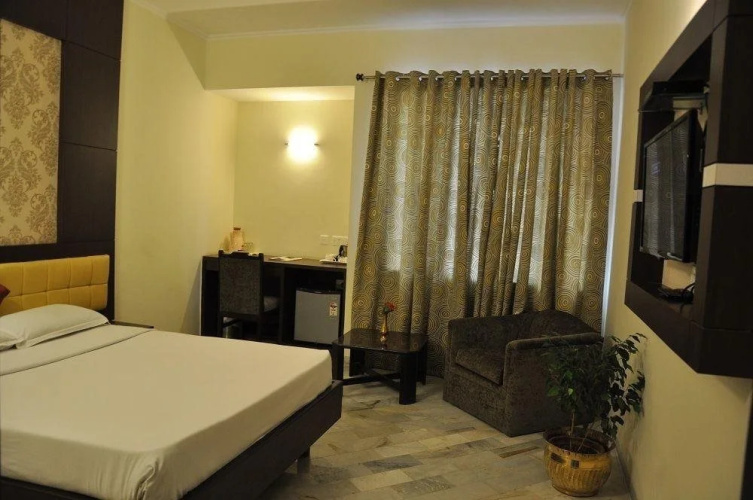 Starihotels Cantt Varanasi