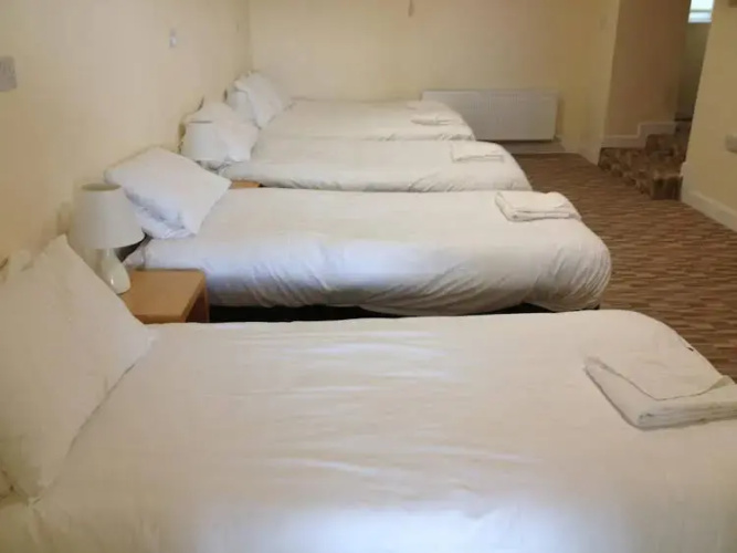 Harleys Guest House