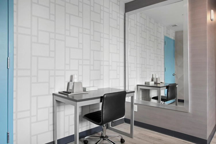 Hotel 365 Bronx